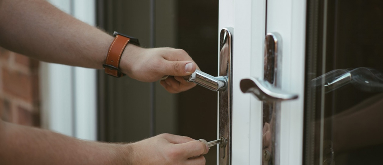 24 hour key locksmith East Foothills